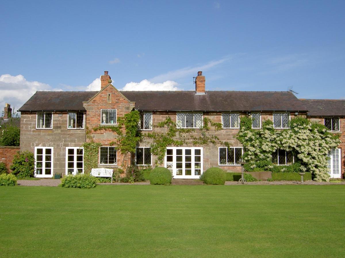 Malpas  Manor Farm Egerton B&B 외부 사진