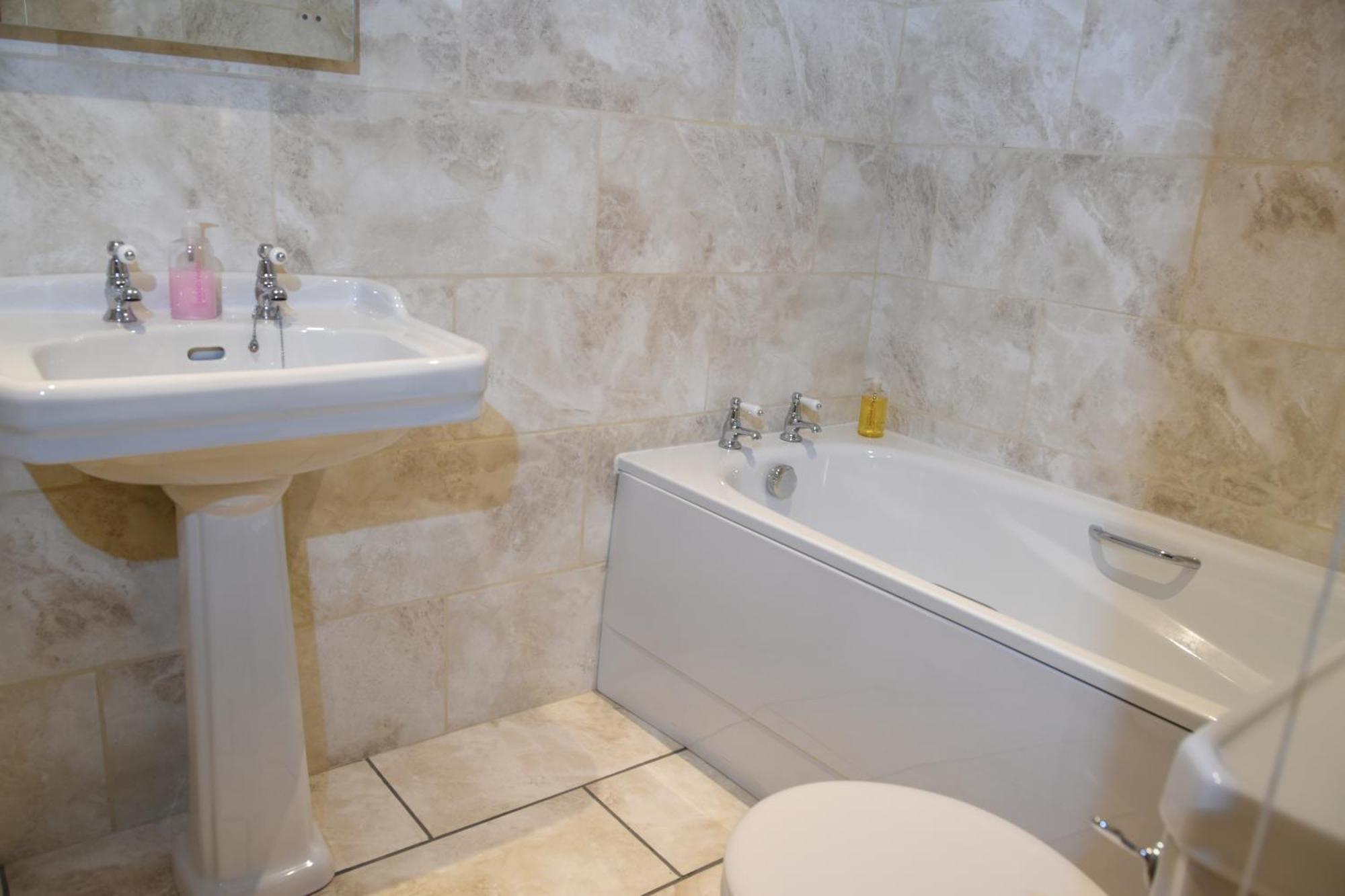 Malpas  Manor Farm Egerton B&B 객실 사진