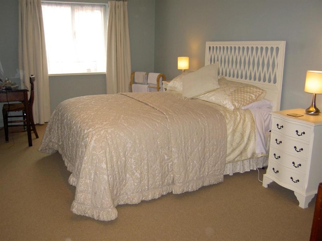 Malpas  Manor Farm Egerton B&B 객실 사진